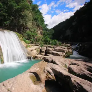 Foto: Tanggedu-Wasserfall